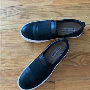 Steve Madden leather slide ons